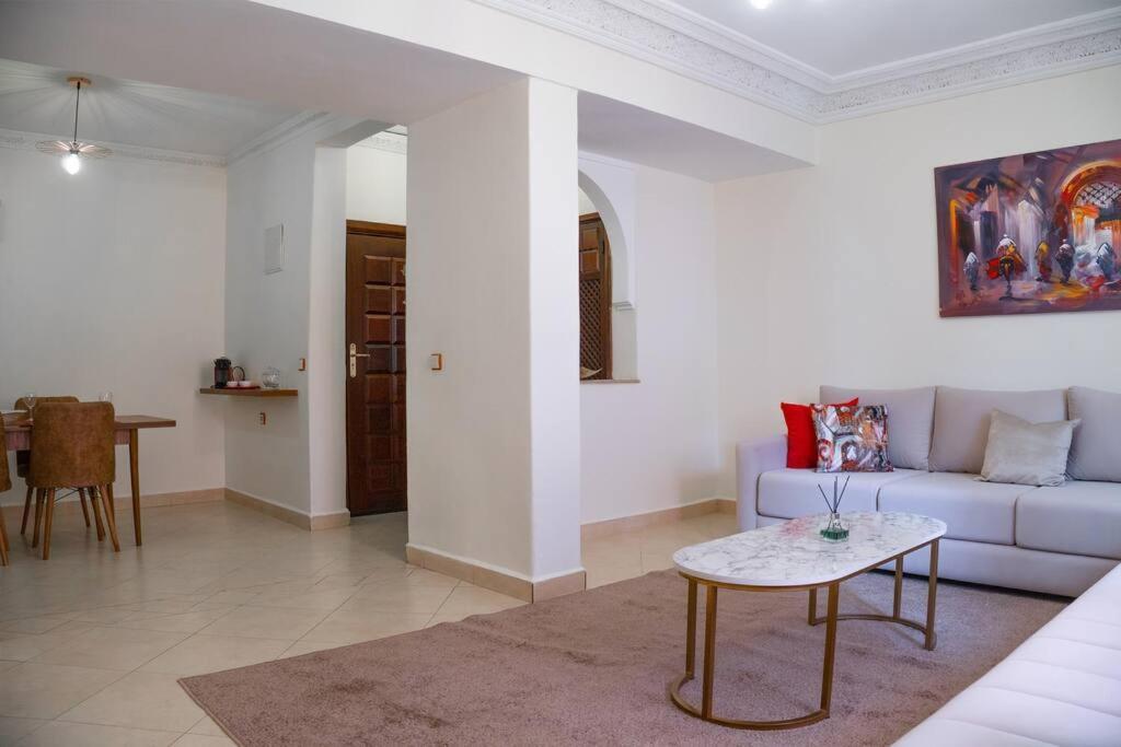 Appart Bien Place Et Fonctionnel Marrakesh Exterior foto